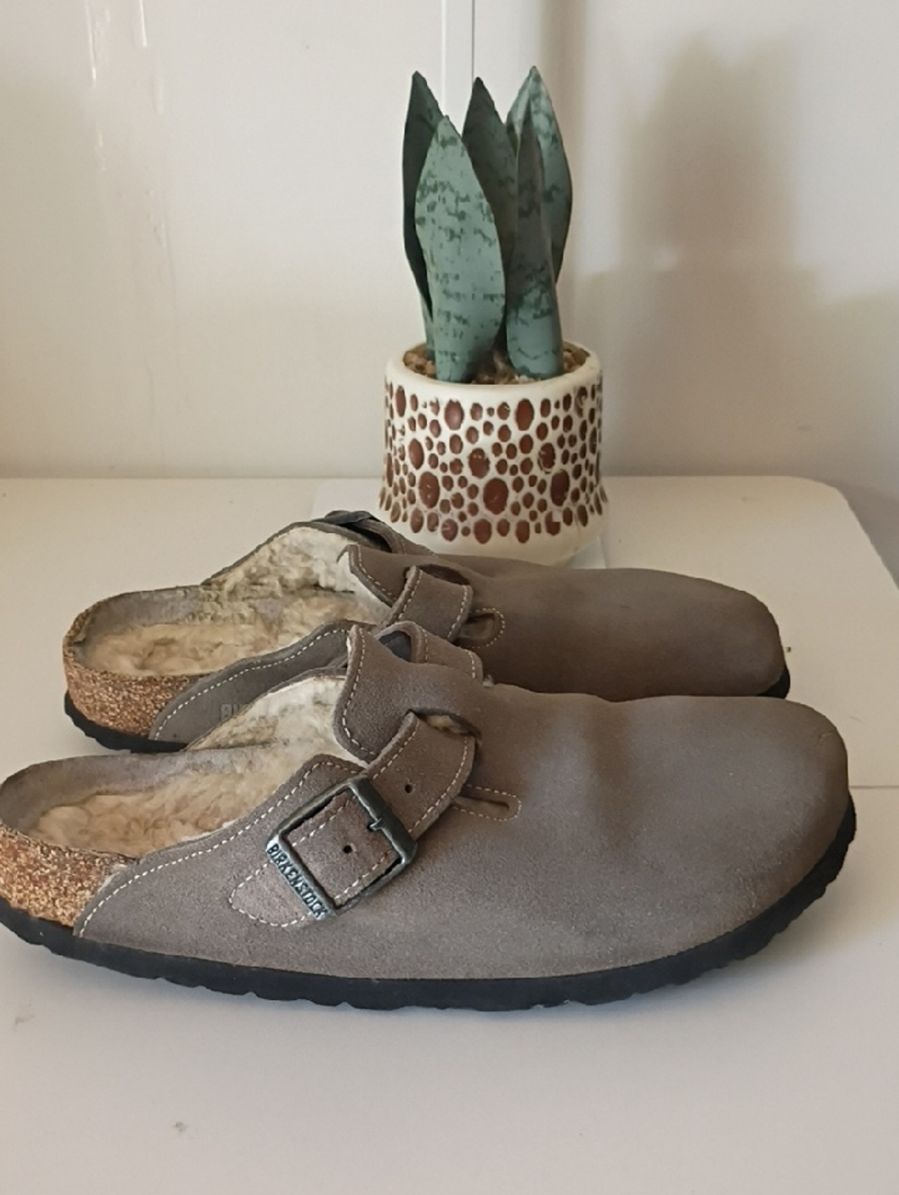 Birkenstock Boston Shearling-Lined Clogs in Taupe Suede 37 US Women's 6–6.5.